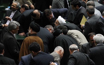 مطالبهخواهی سرپایی نمایندهها از روحانی